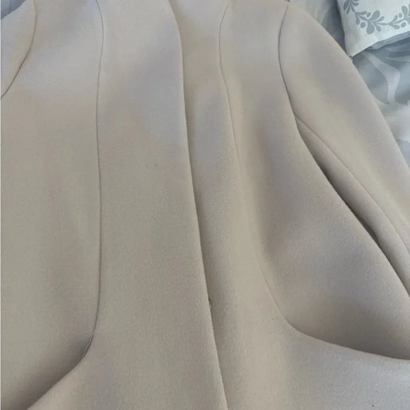 Aritzia Beige Cocoon Long Coat - Luxe Wool Cashmere - Picture 3 of 9